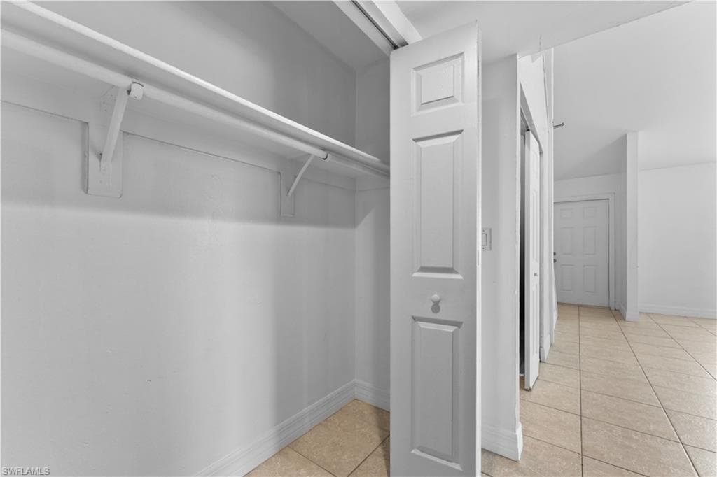 5632 10th AVE, FORT MYERS FL 33907-15