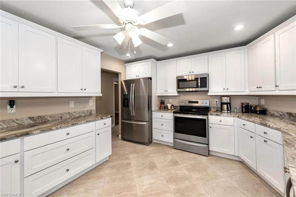 13794 River Forest DR, FORT MYERS FL 33905-2