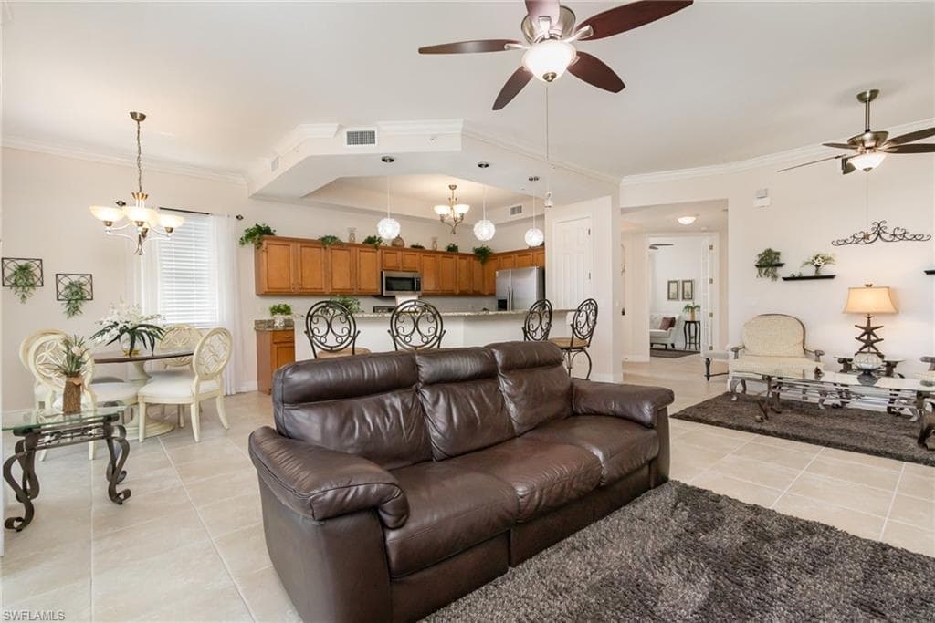 174 Shadroe Cove CIR # 1002, CAPE CORAL FL 33991-5