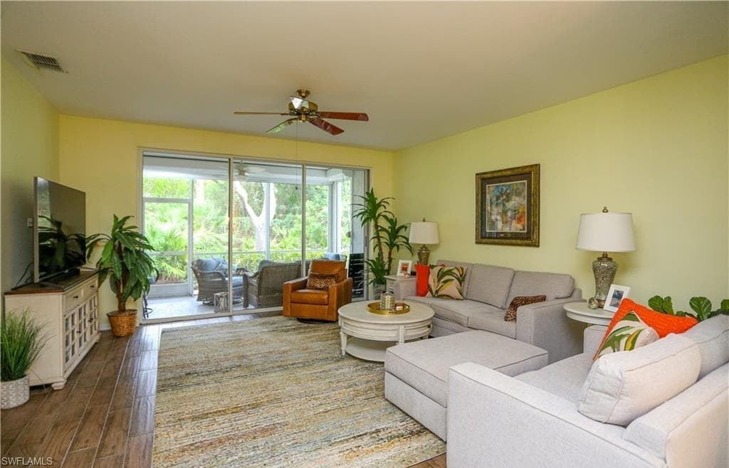 3775 Fieldstone BLVD # 102, NAPLES FL 34109-5