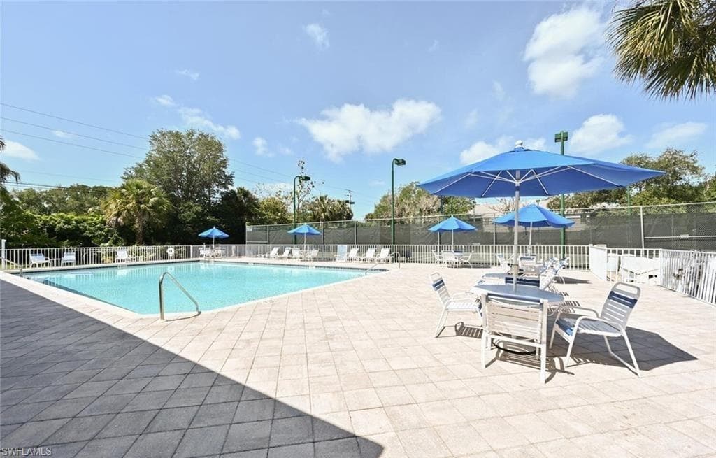 3775 Fieldstone BLVD # 102, NAPLES FL 34109-25
