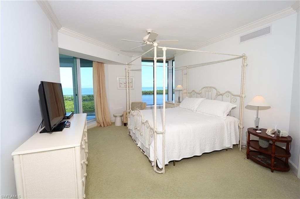 60 Seagate DR # 805, NAPLES FL 34103-14
