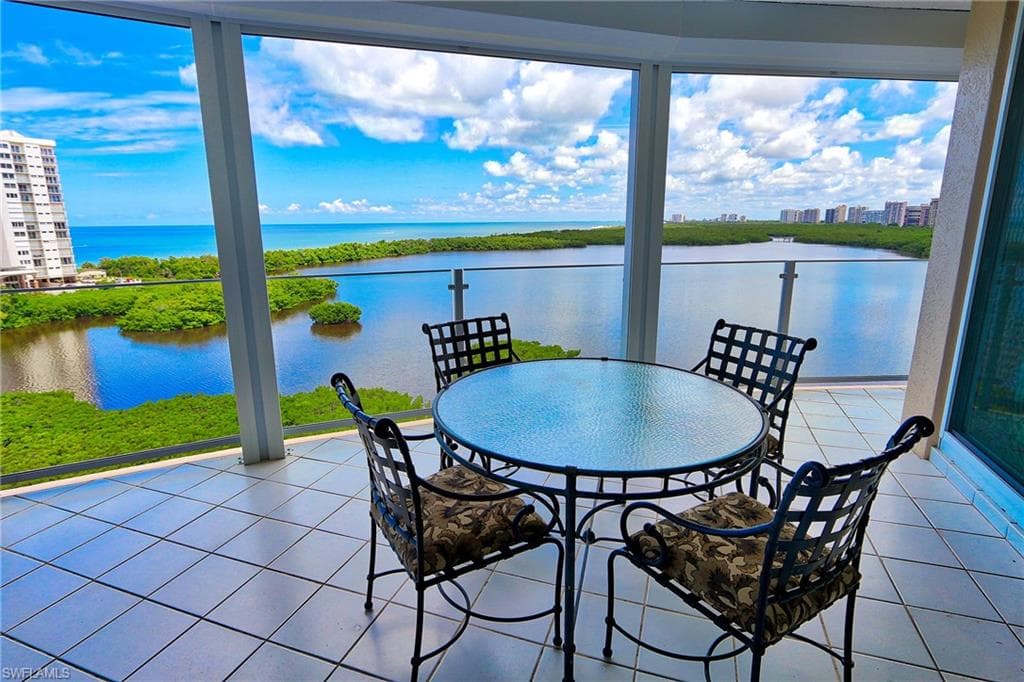 60 Seagate DR # 805, NAPLES FL 34103-3