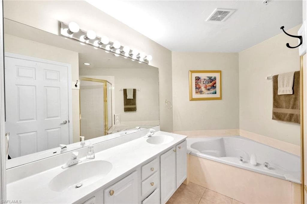 2190 Arielle DR # 903, NAPLES FL 34109-12