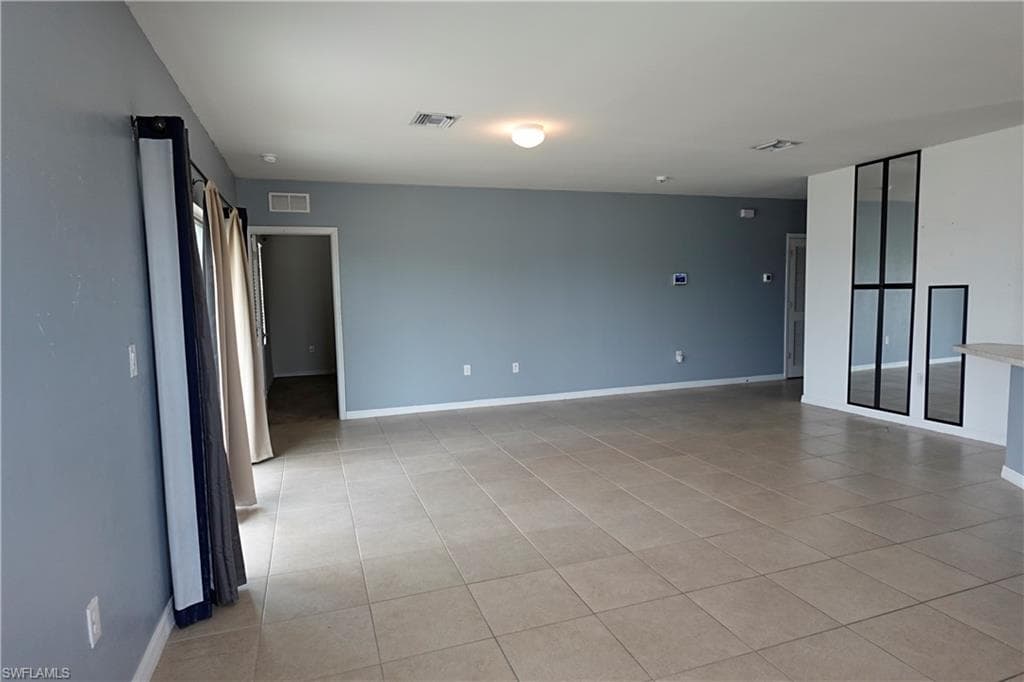 8350 Tortoise Isle CT, LEHIGH ACRES FL 33972-8