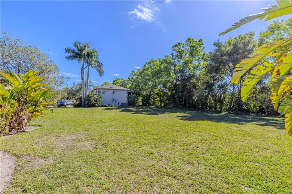 5434 16th PL SW # 3, GOLDEN GATE FL 34116-16