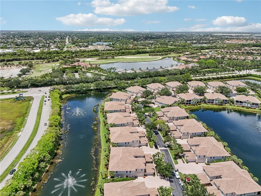 10100 Valiant CT # 201, MIROMAR LAKES FL 33913-35