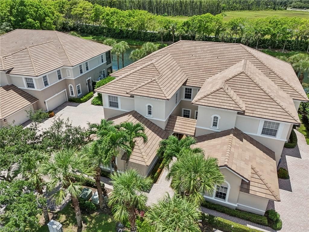 10100 Valiant CT # 201, MIROMAR LAKES FL 33913-31