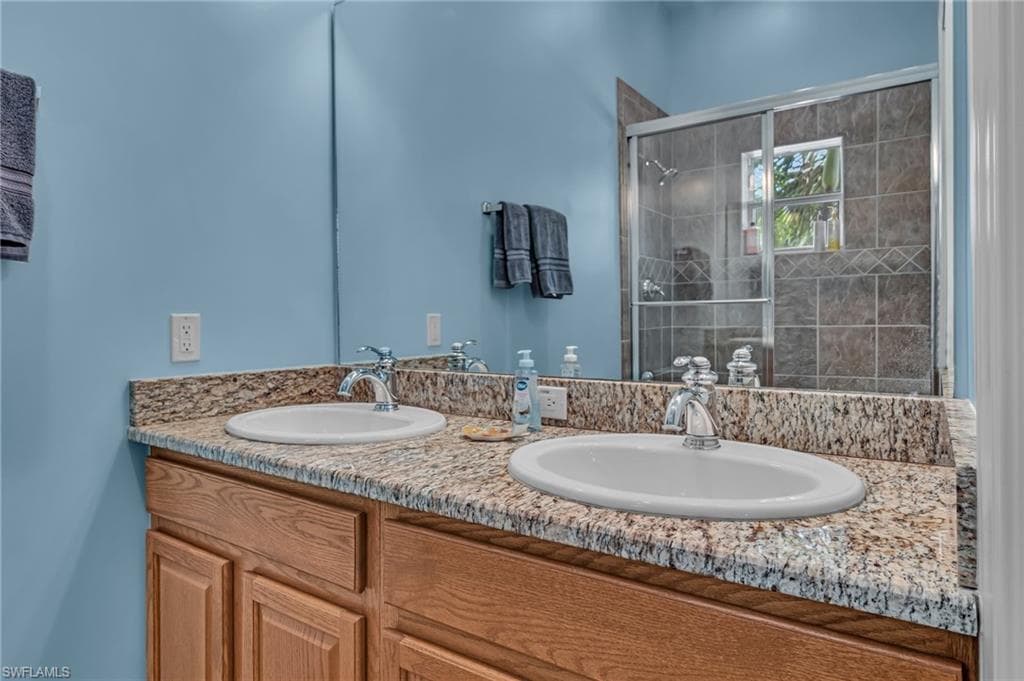 305 Storter AVE N # 5, EVERGLADES CITY FL 34139-12