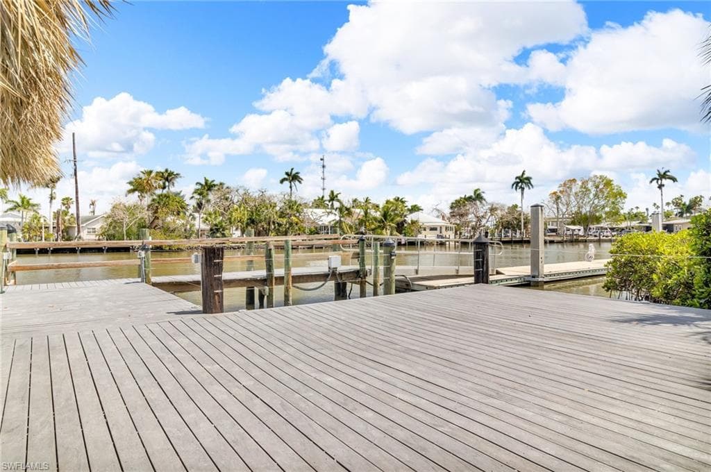 305 Storter AVE N # 5, EVERGLADES CITY FL 34139-35