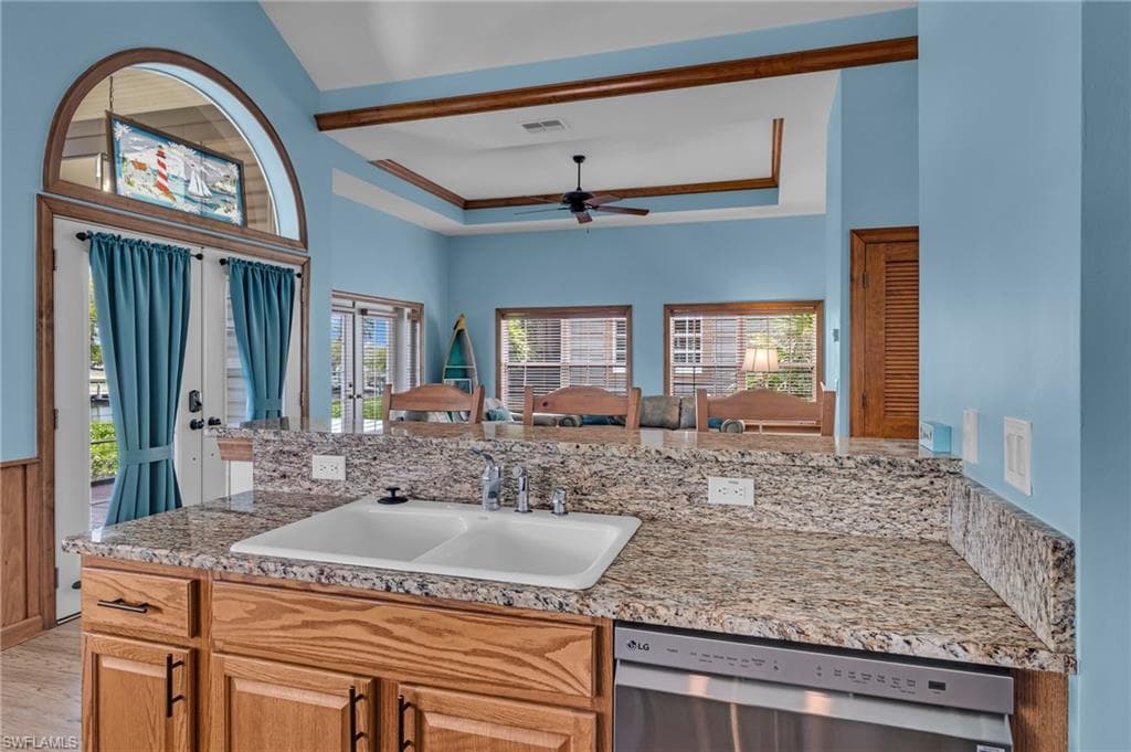 305 Storter AVE N # 5, EVERGLADES CITY FL 34139-8