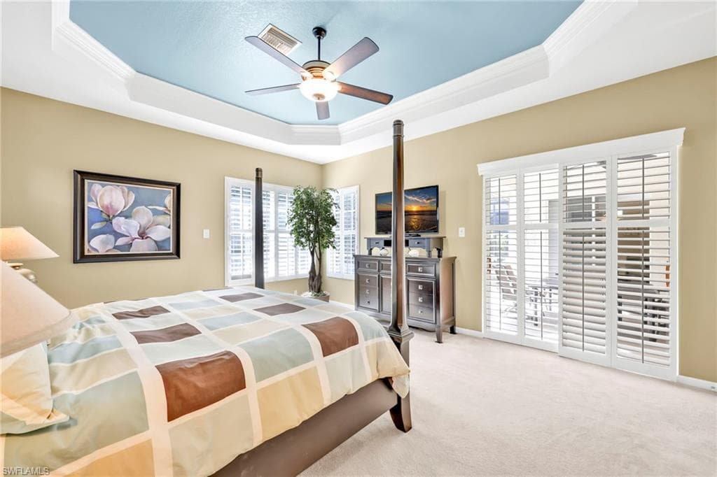 15864 Delaplata LN, NAPLES FL 34110-16