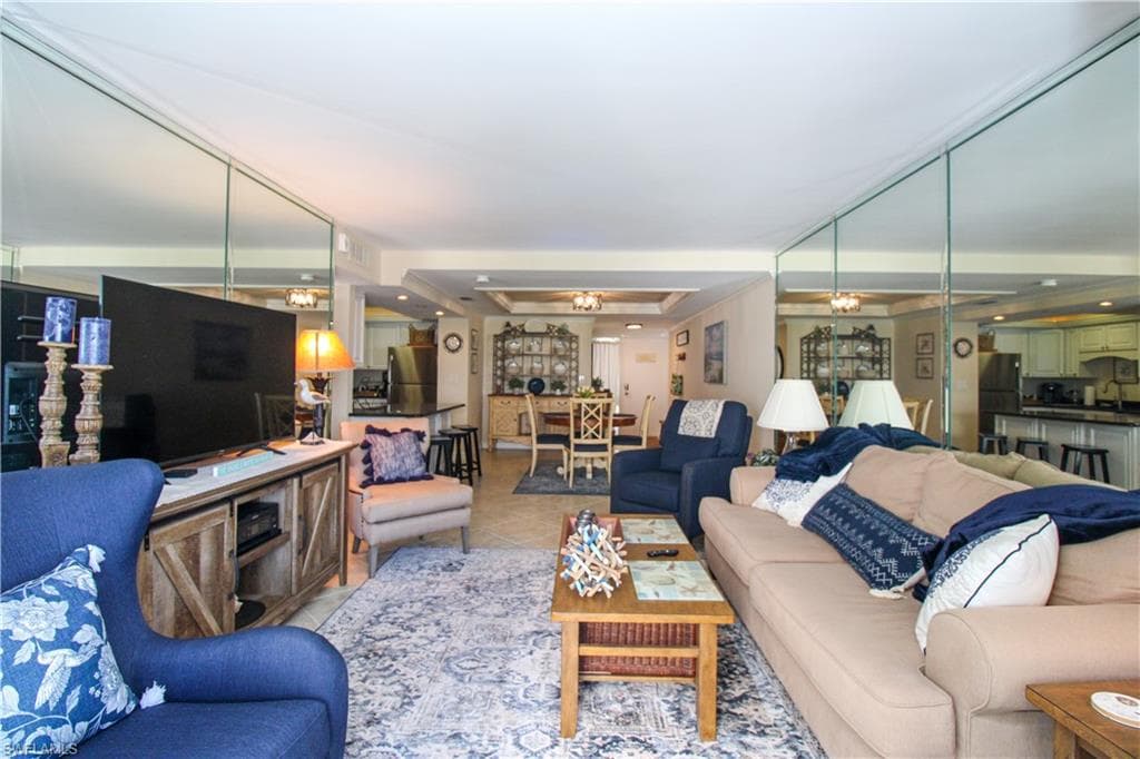 3443 Gulf Shore BLVD N # 213, NAPLES FL 34103-10