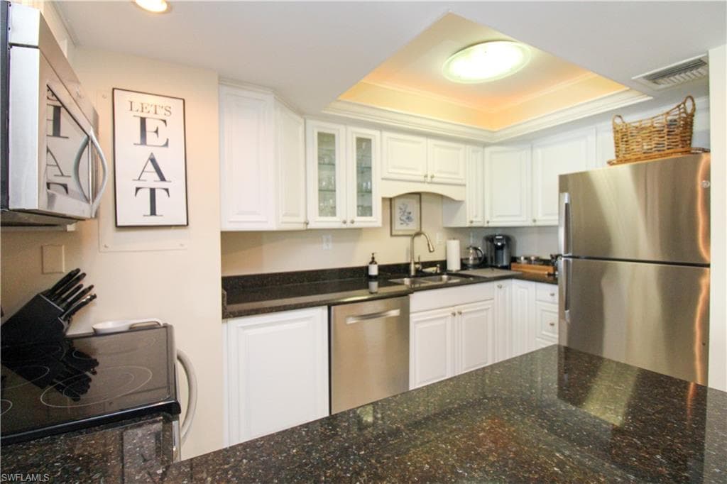 3443 Gulf Shore BLVD N # 213, NAPLES FL 34103-20