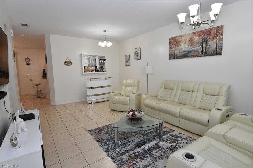 15151 Summit Place CIR # 231, NAPLES FL 34119-5