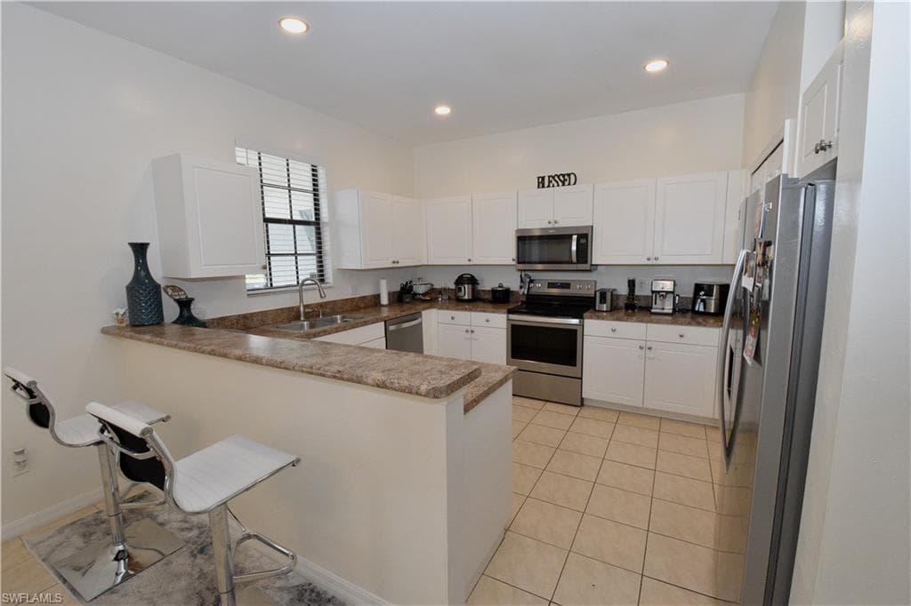 15151 Summit Place CIR # 231, NAPLES FL 34119-12