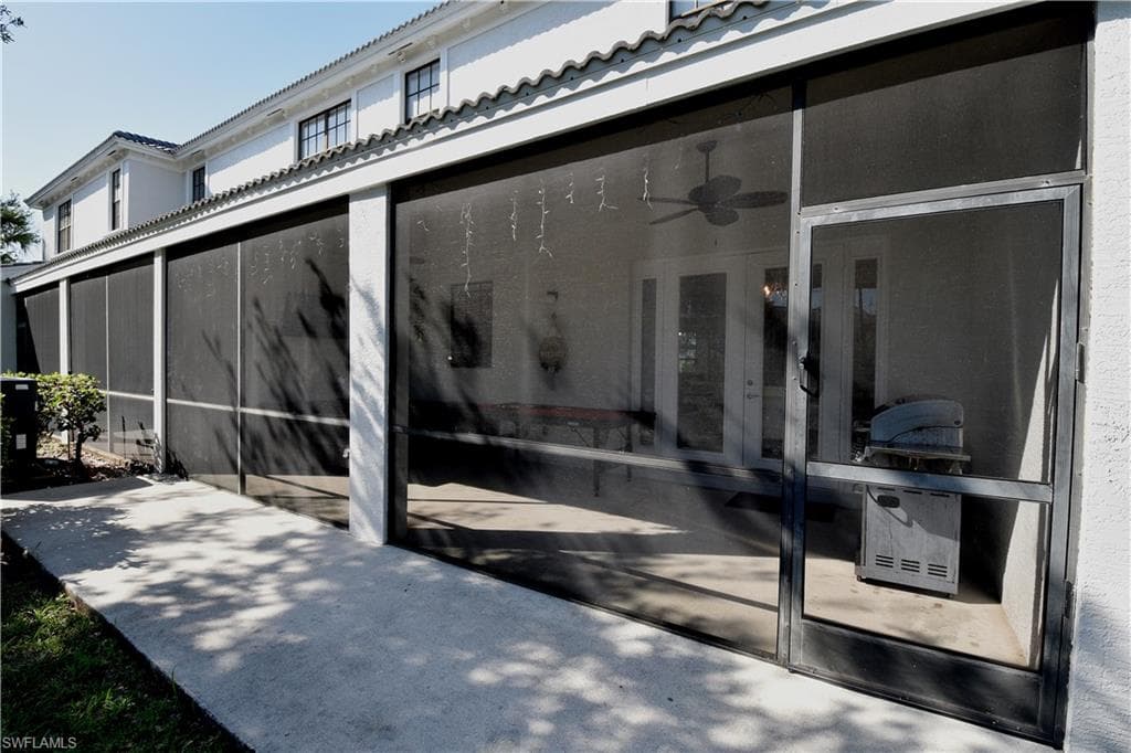 15151 Summit Place CIR # 231, NAPLES FL 34119-16