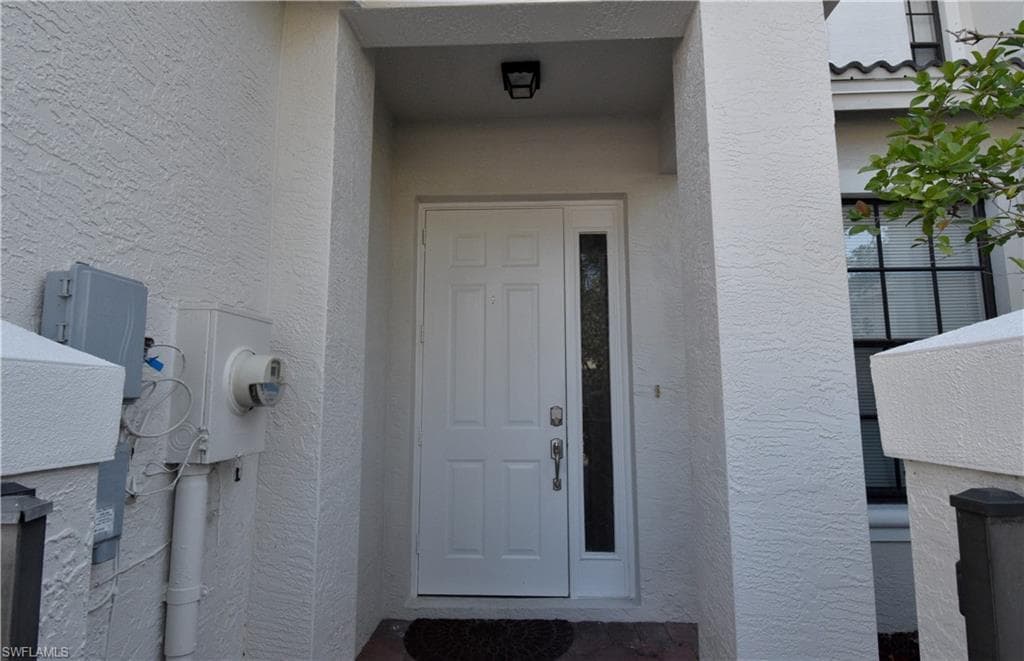 15151 Summit Place CIR # 231, NAPLES FL 34119-4