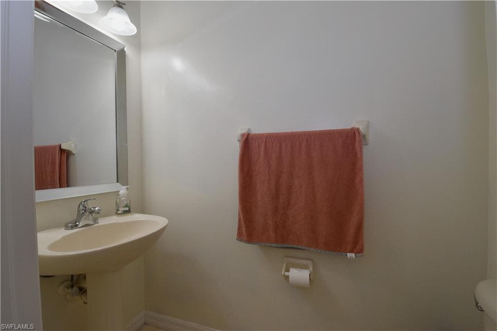 15151 Summit Place CIR # 231, NAPLES FL 34119-8