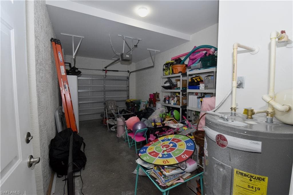 15151 Summit Place CIR # 231, NAPLES FL 34119-32