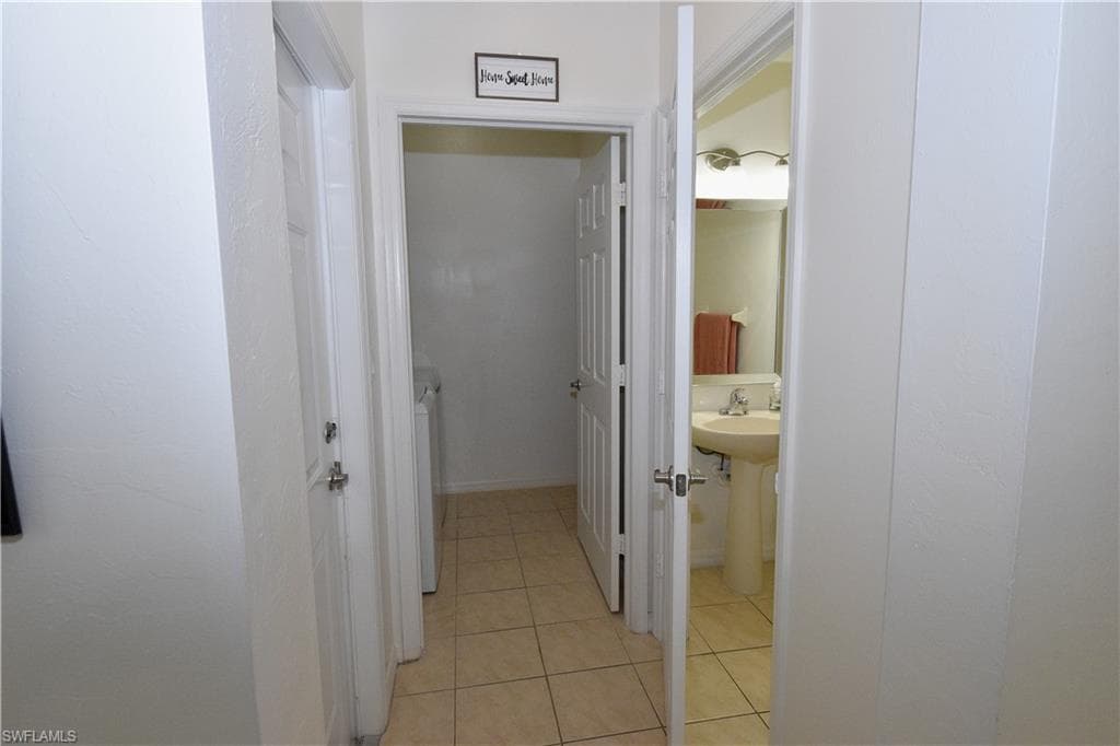 15151 Summit Place CIR # 231, NAPLES FL 34119-7