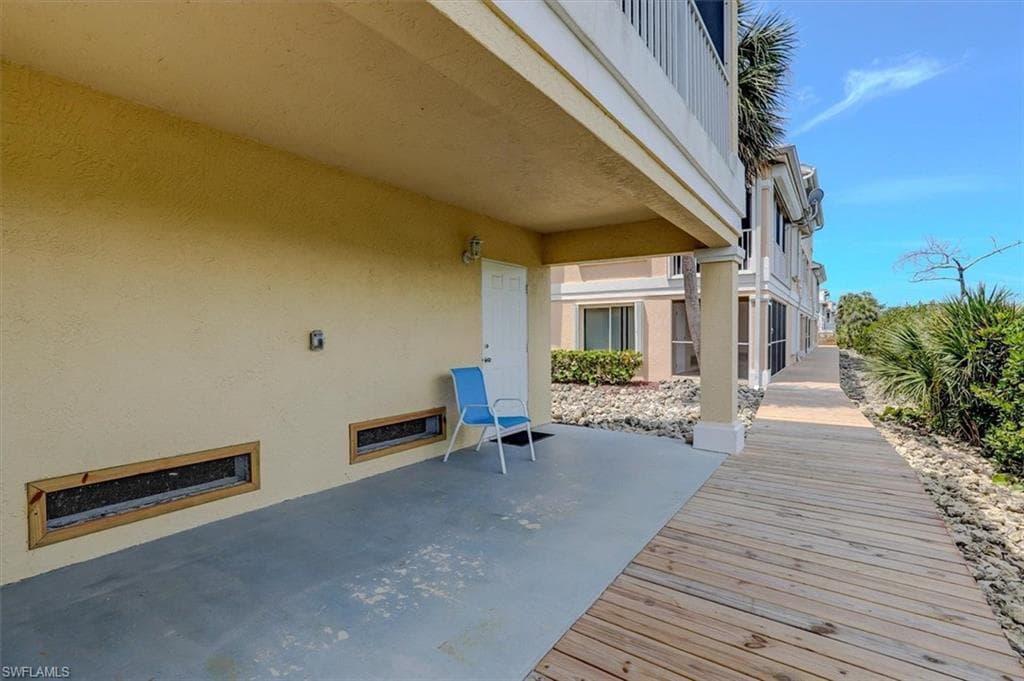 281 Lenell RD, FORT MYERS BEACH FL 33931-37