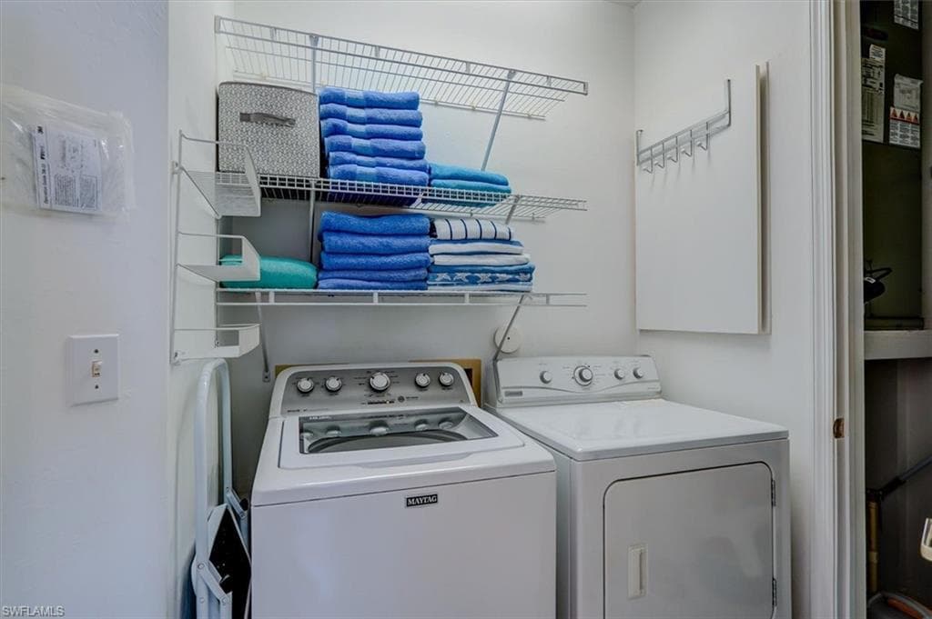 281 Lenell RD, FORT MYERS BEACH FL 33931-30