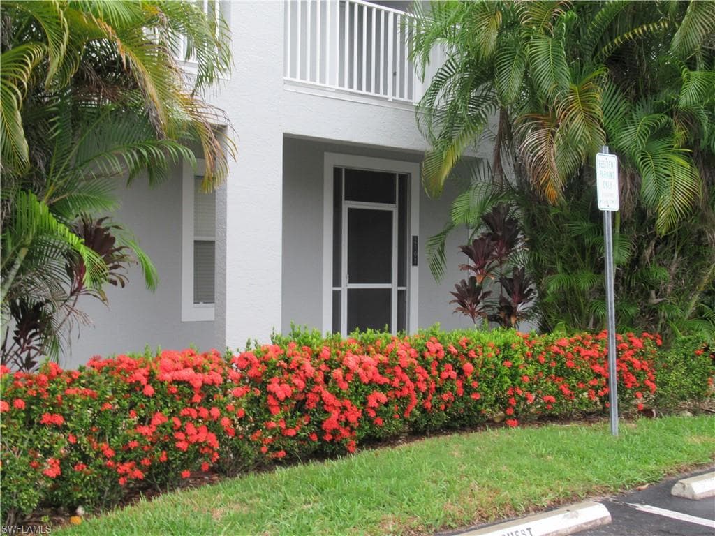 519 Roma CT # 2103, NAPLES FL 34110-26