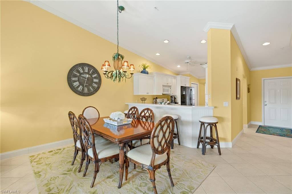 2860 Cypress Trace CIR # 1821, NAPLES FL 34119-5