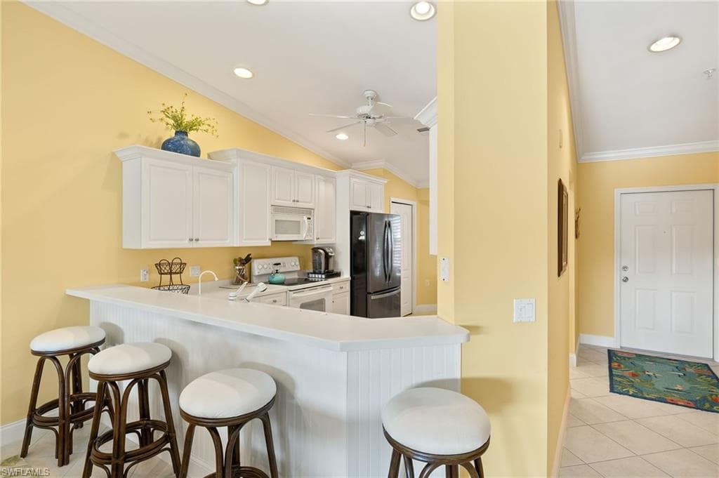 2860 Cypress Trace CIR # 1821, NAPLES FL 34119-8