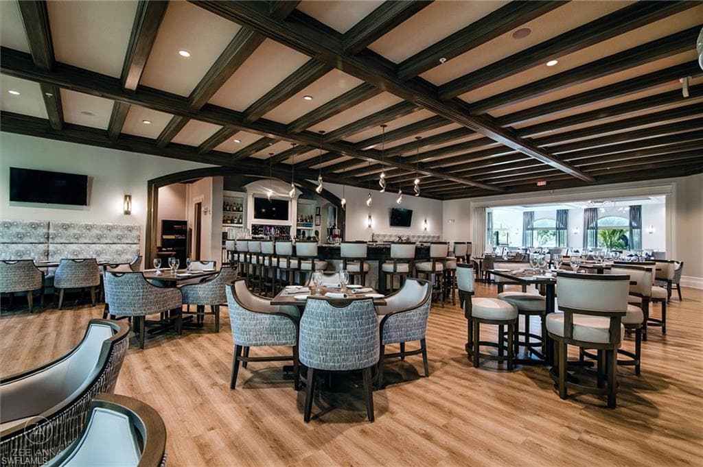 2860 Cypress Trace CIR # 1821, NAPLES FL 34119-40