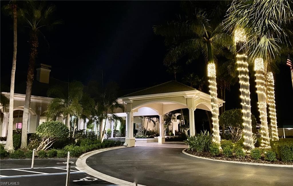 2860 Cypress Trace CIR # 1821, NAPLES FL 34119-47