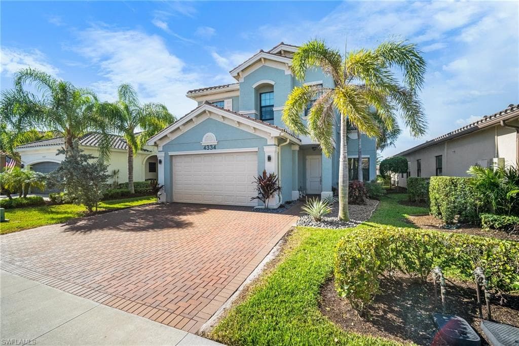 4334 Aurora ST, NAPLES FL 34119-2