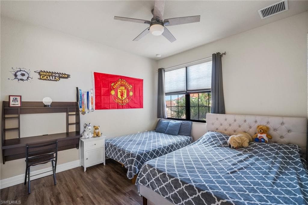 4334 Aurora ST, NAPLES FL 34119-35