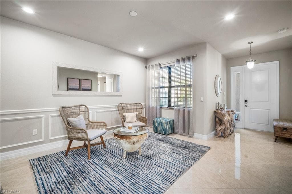 4334 Aurora ST, NAPLES FL 34119-9