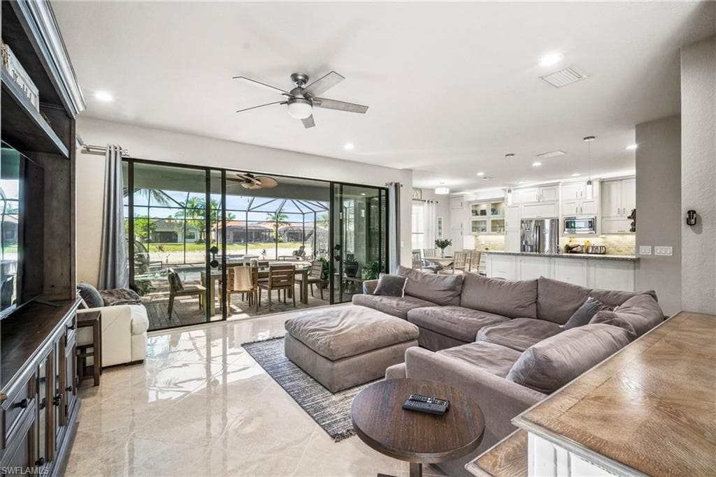 4334 Aurora ST, NAPLES FL 34119-13