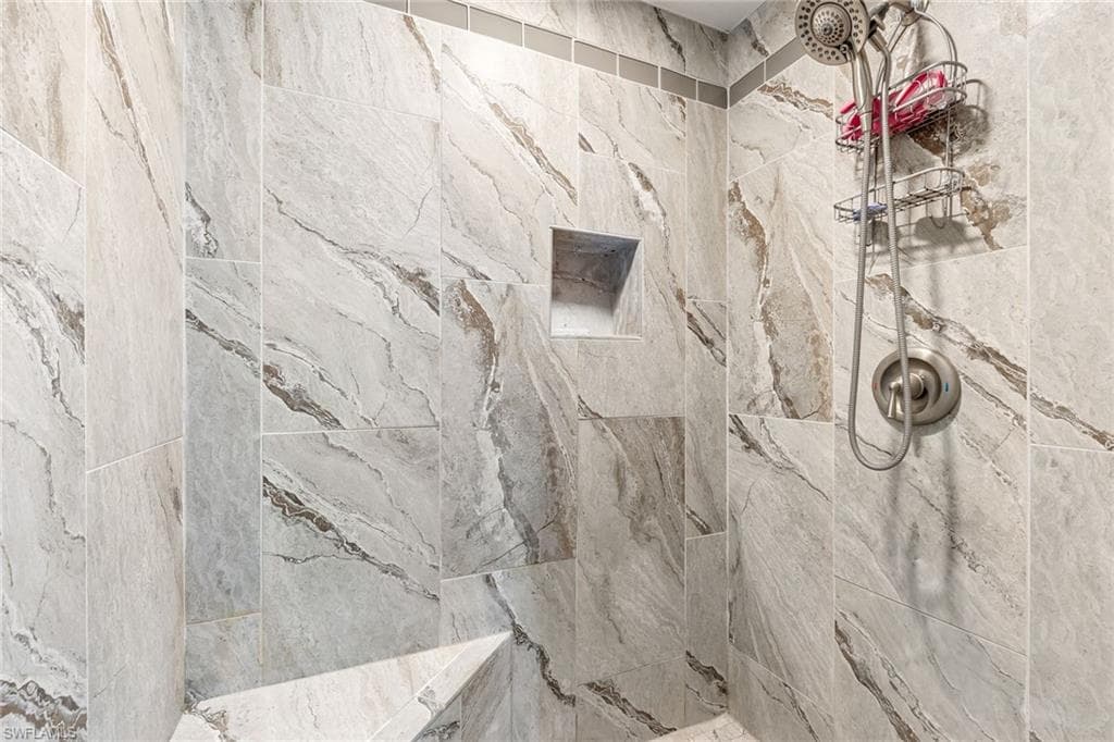 13821 River Forest DR, FORT MYERS FL 33905-18