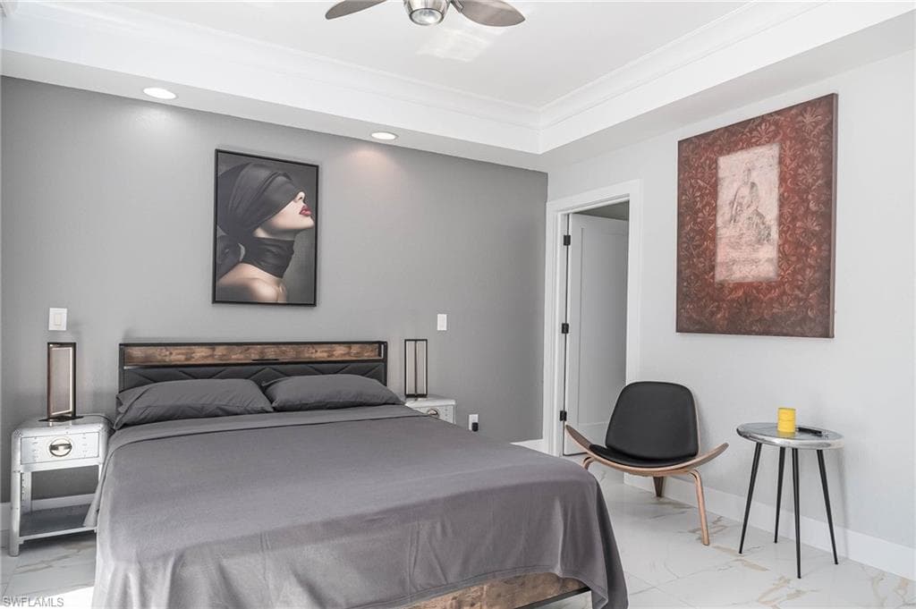 1205 Caloosa DR, FORT MYERS FL 33901-45