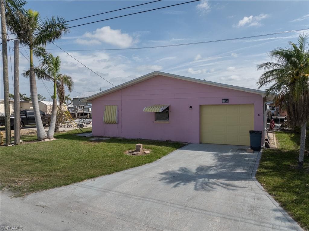 11476 May ST, MATLACHA FL 33993-1
