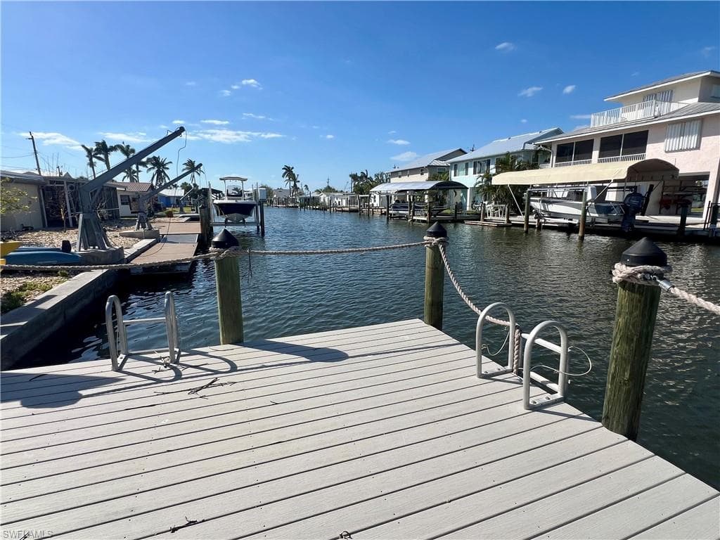 11476 May ST, MATLACHA FL 33993-6