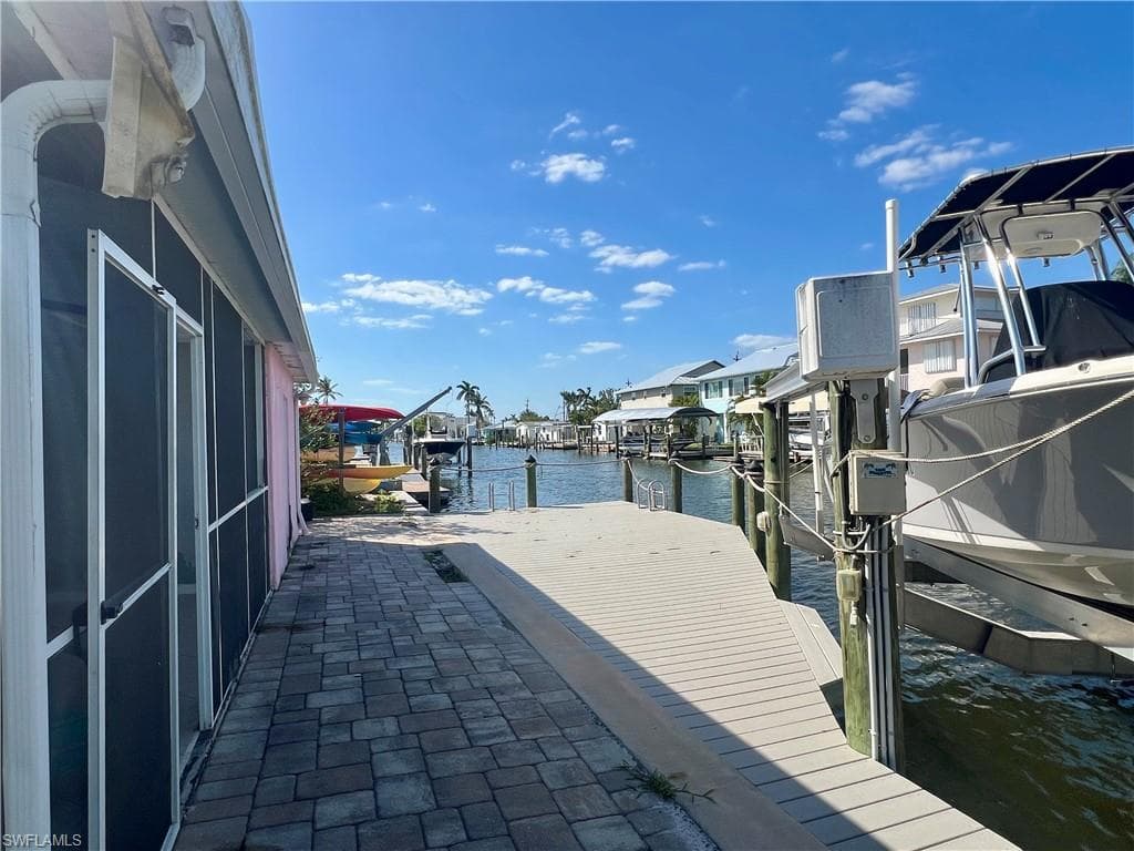 11476 May ST, MATLACHA FL 33993-29