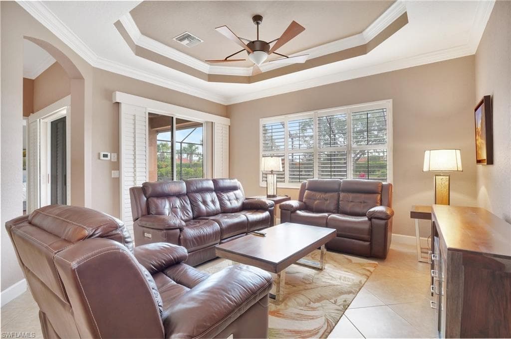 7903 Founders CIR, NAPLES FL 34104-11