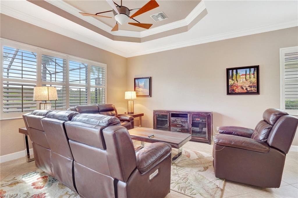 7903 Founders CIR, NAPLES FL 34104-10