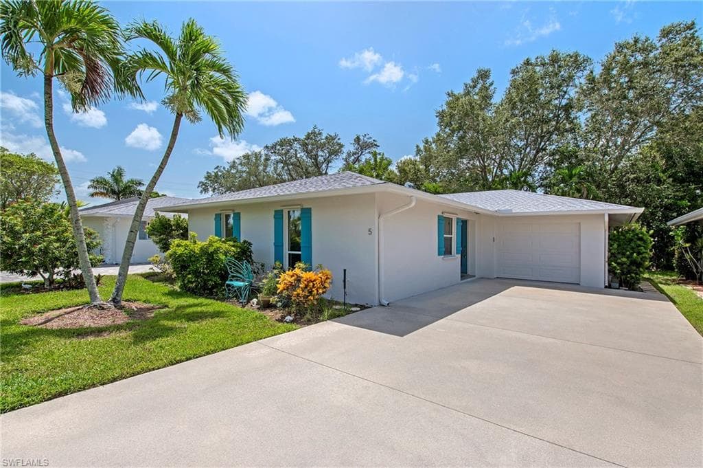 5 Rivard RD # 22, NAPLES FL 34112-1