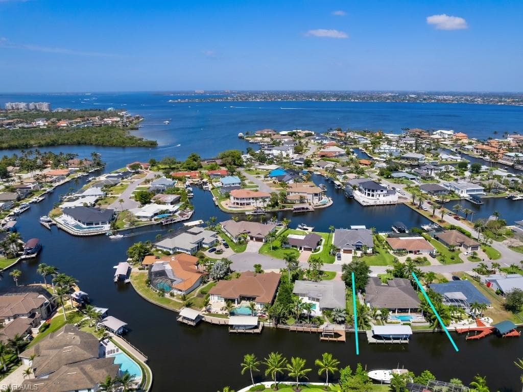 6617 Joanna CIR, FORT MYERS FL 33919-49