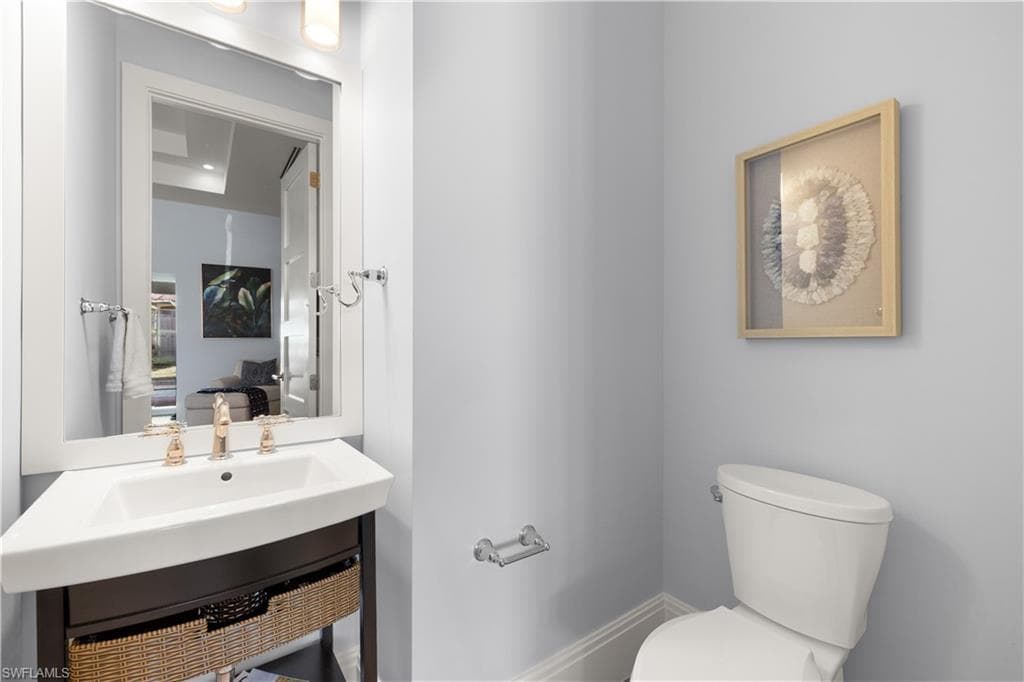 6617 Joanna CIR, FORT MYERS FL 33919-38