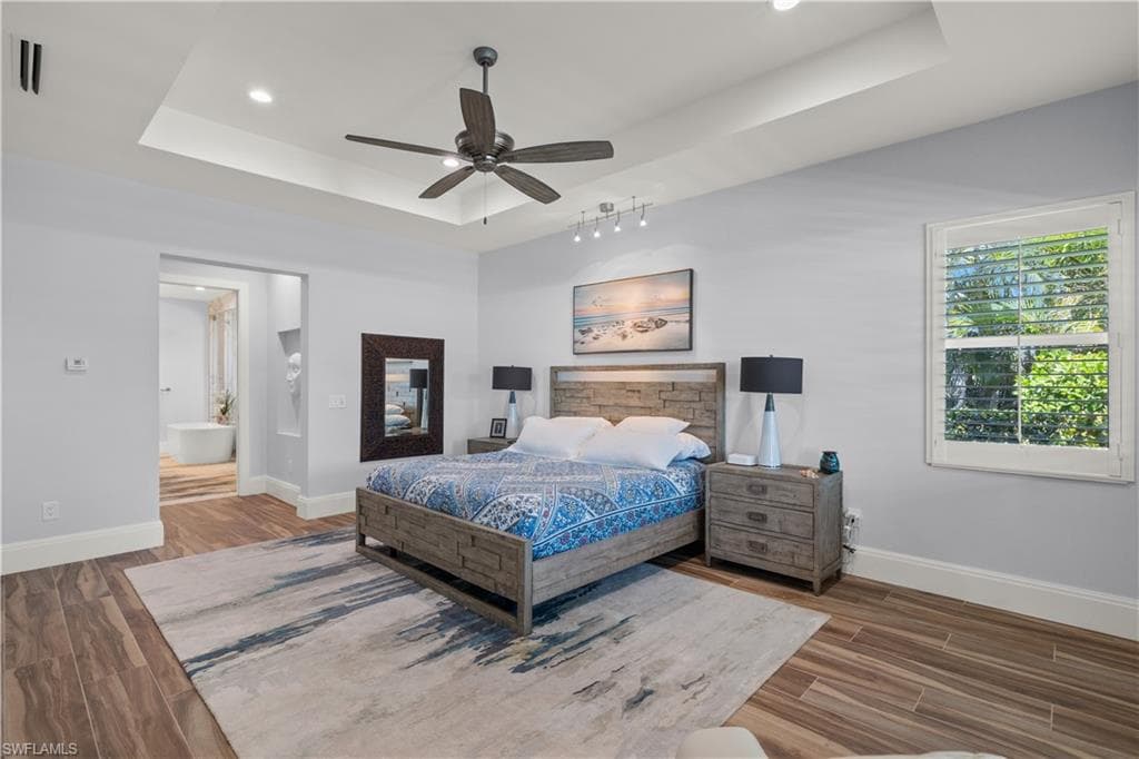 6617 Joanna CIR, FORT MYERS FL 33919-28