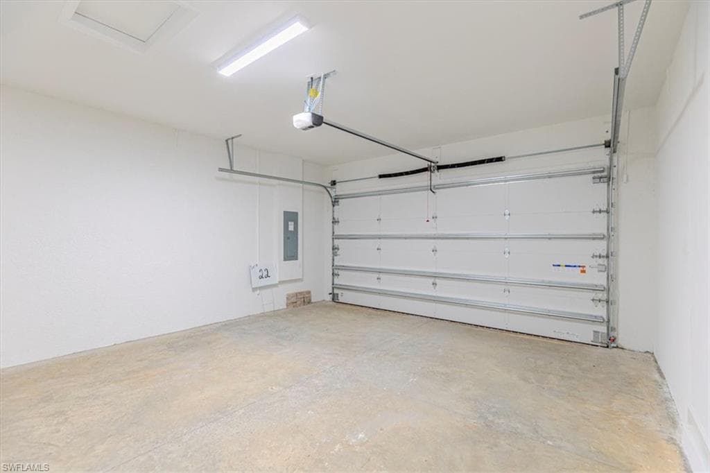 2749 Durham CIR, NAPLES FL 34112-26