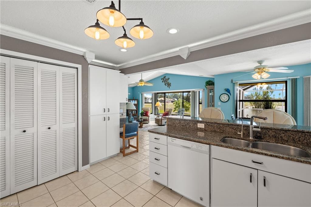 2152 Taiwan CT, PUNTA GORDA FL 33983-8