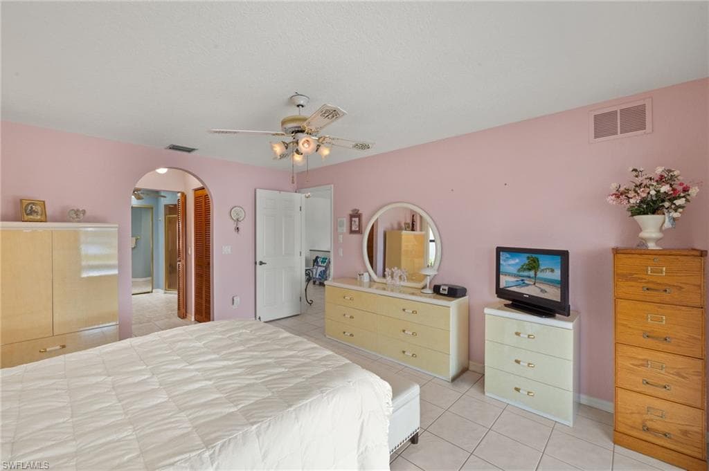 2152 Taiwan CT, PUNTA GORDA FL 33983-18